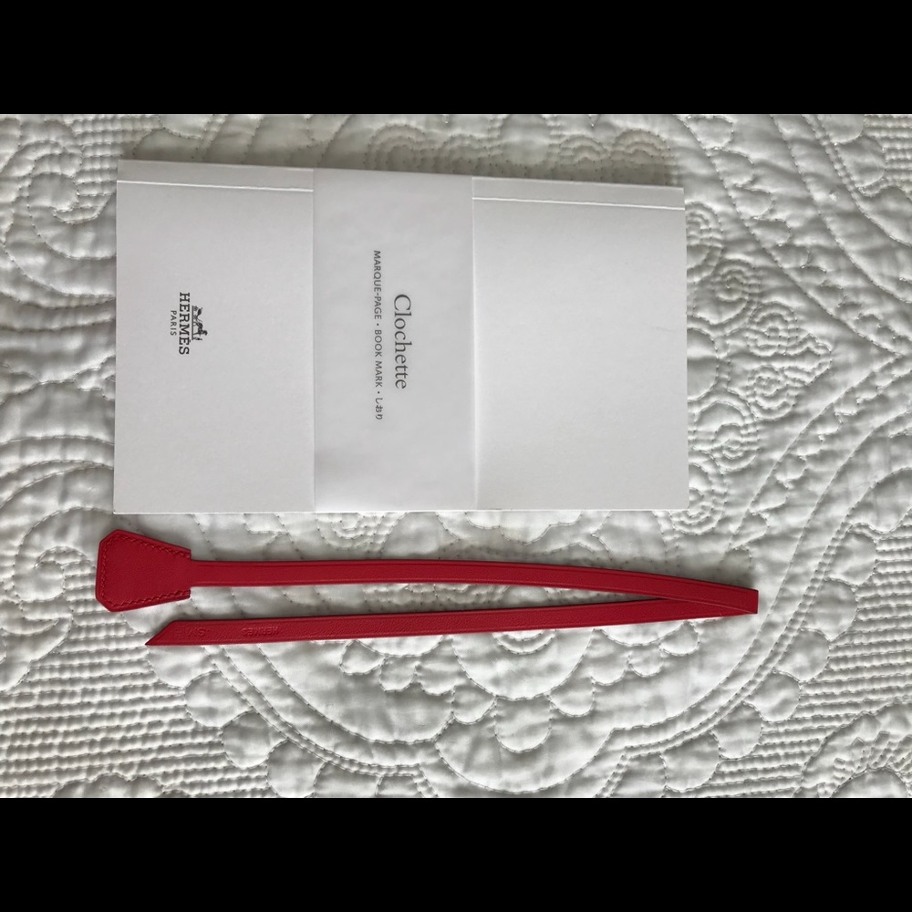 🎄🎄Hermès Red Clochette Book Mark